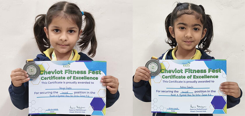 Build A Pyramid Race for Girls Jr KG (Pair Event) - 2nd Position – Navya Gupta & Aahna Ganchi